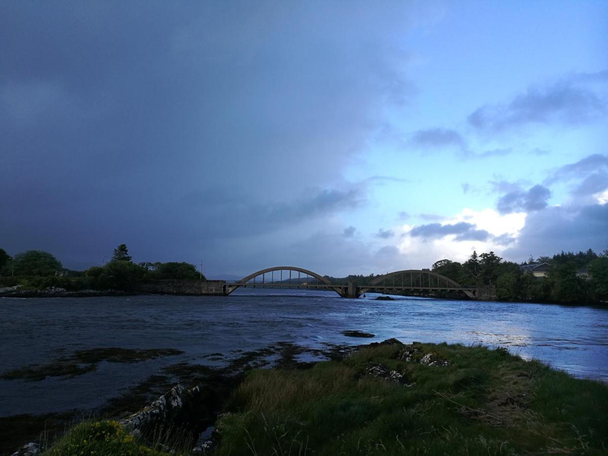 Hotel Watersedge Seaviews Kenmare Esterno foto