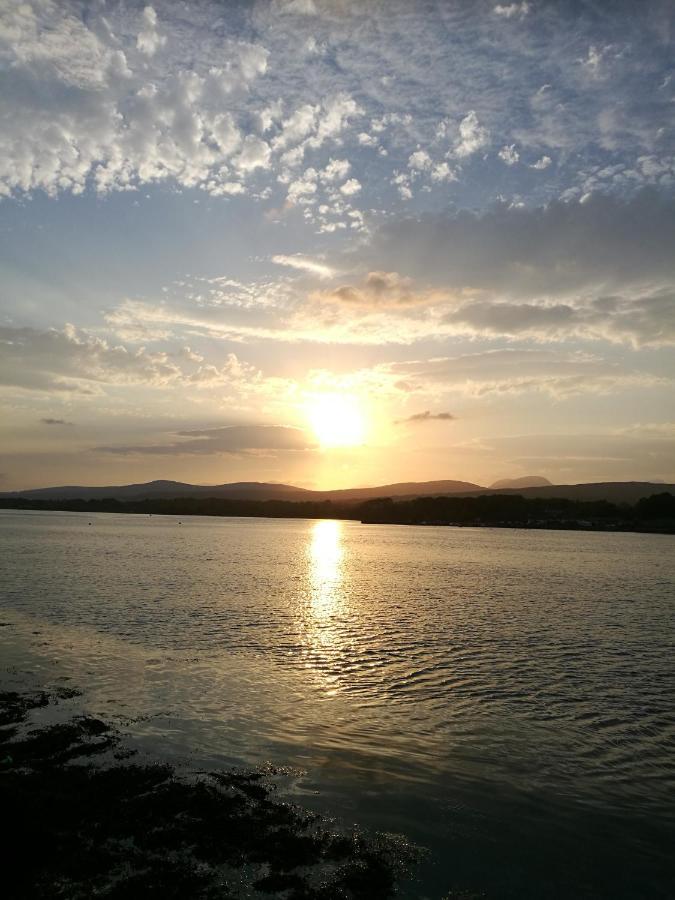 Hotel Watersedge Seaviews Kenmare Esterno foto