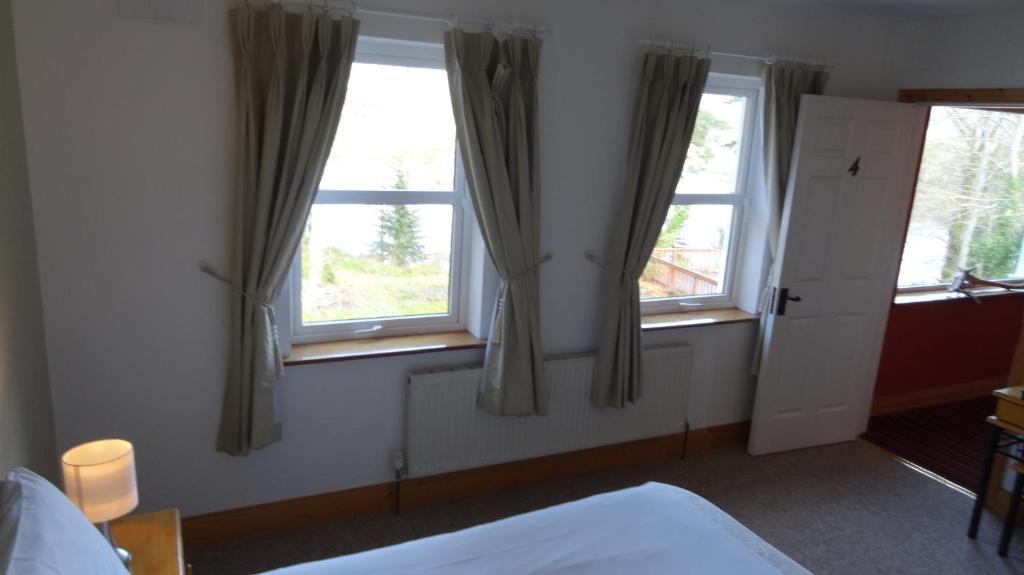 Hotel Watersedge Seaviews Kenmare Esterno foto