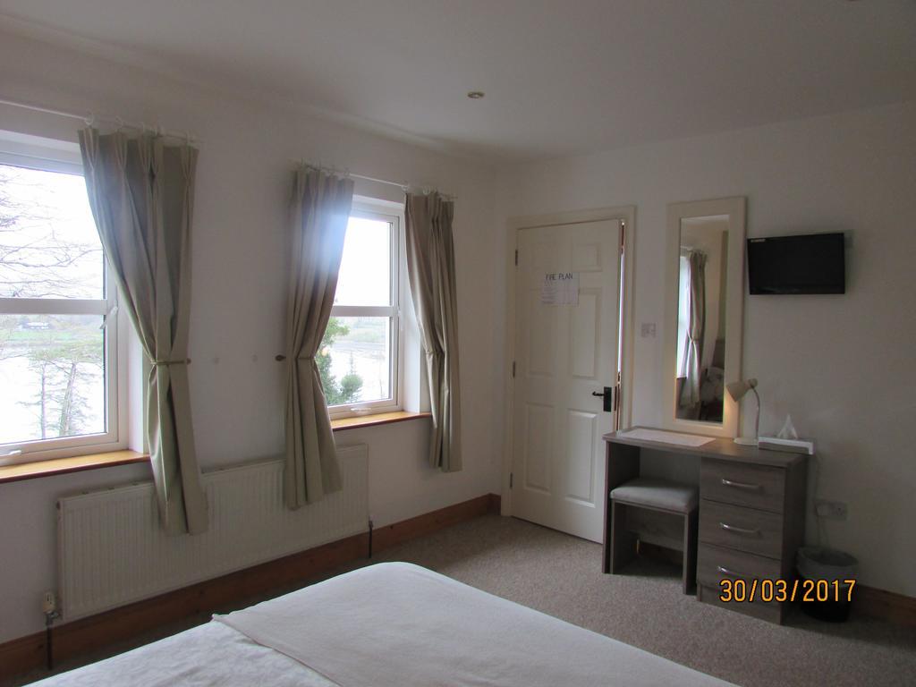 Hotel Watersedge Seaviews Kenmare Esterno foto