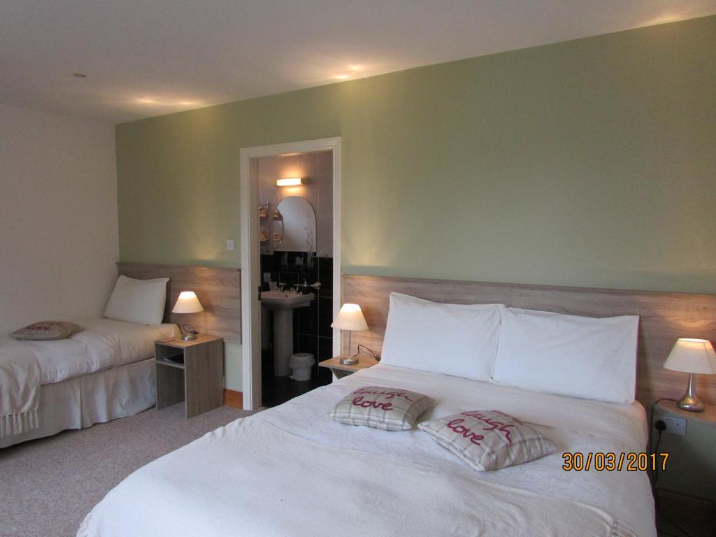 Hotel Watersedge Seaviews Kenmare Esterno foto