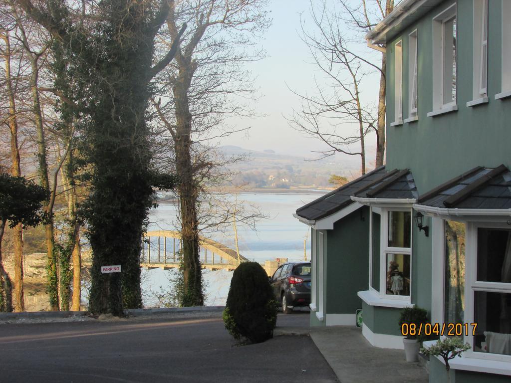 Hotel Watersedge Seaviews Kenmare Esterno foto