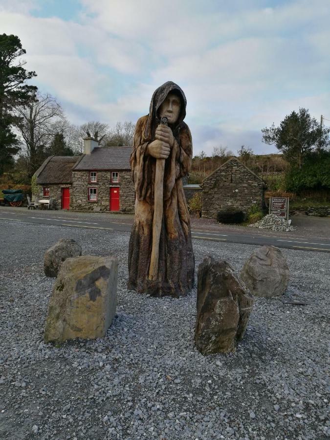Hotel Watersedge Seaviews Kenmare Esterno foto